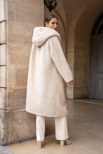 Long Faux Fur Coat/Beige