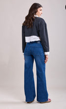 Wide Leg Stretch Jeans
