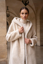 Long Faux Fur Coat/Beige